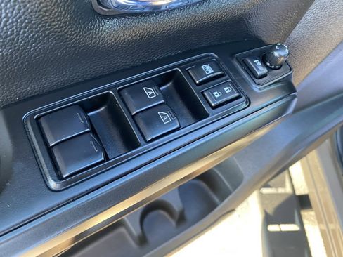 Used 2024 Nissan Titan PRO-4X w/ Pro-4x Convenience Package image 13