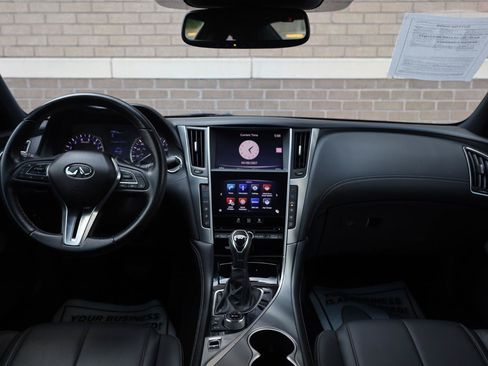 Used 2019 INFINITI Q60 3.0t Luxe w/ Cargo Package RWD image 24