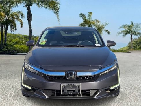 Used 2020 Honda Clarity Plug-In Hybrid image 3