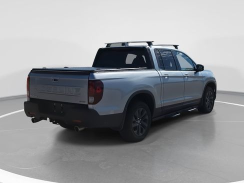 Used 2024 Honda Ridgeline Sport image 5