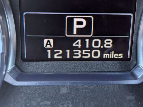 Used 2017 Subaru Forester 2.5i Touring image 16