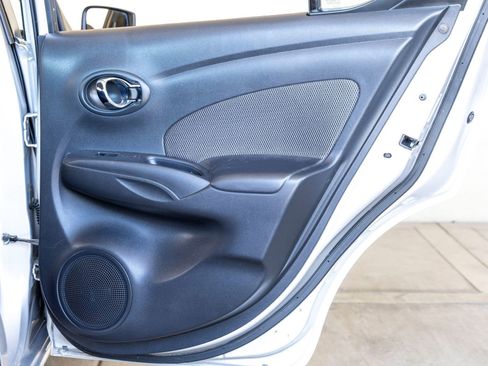 Used 2016 Nissan Versa SV image 23