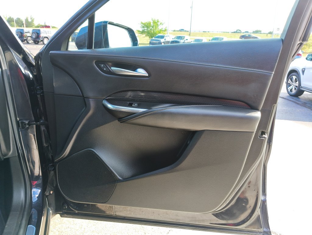 Used 2023 Cadillac XT4 Sport w/ Sun And Sound Package AWD/4WD image 26