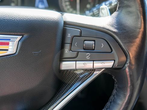 Used 2024 Cadillac XT6 Sport w/ Technology Package AWD/4WD image 22