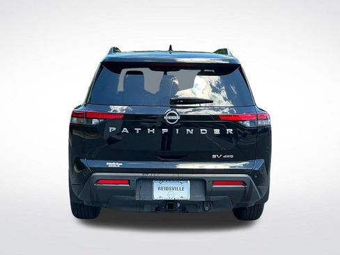Used 2023 Nissan Pathfinder SV w/ SV Premium Package AWD/4WD image 6