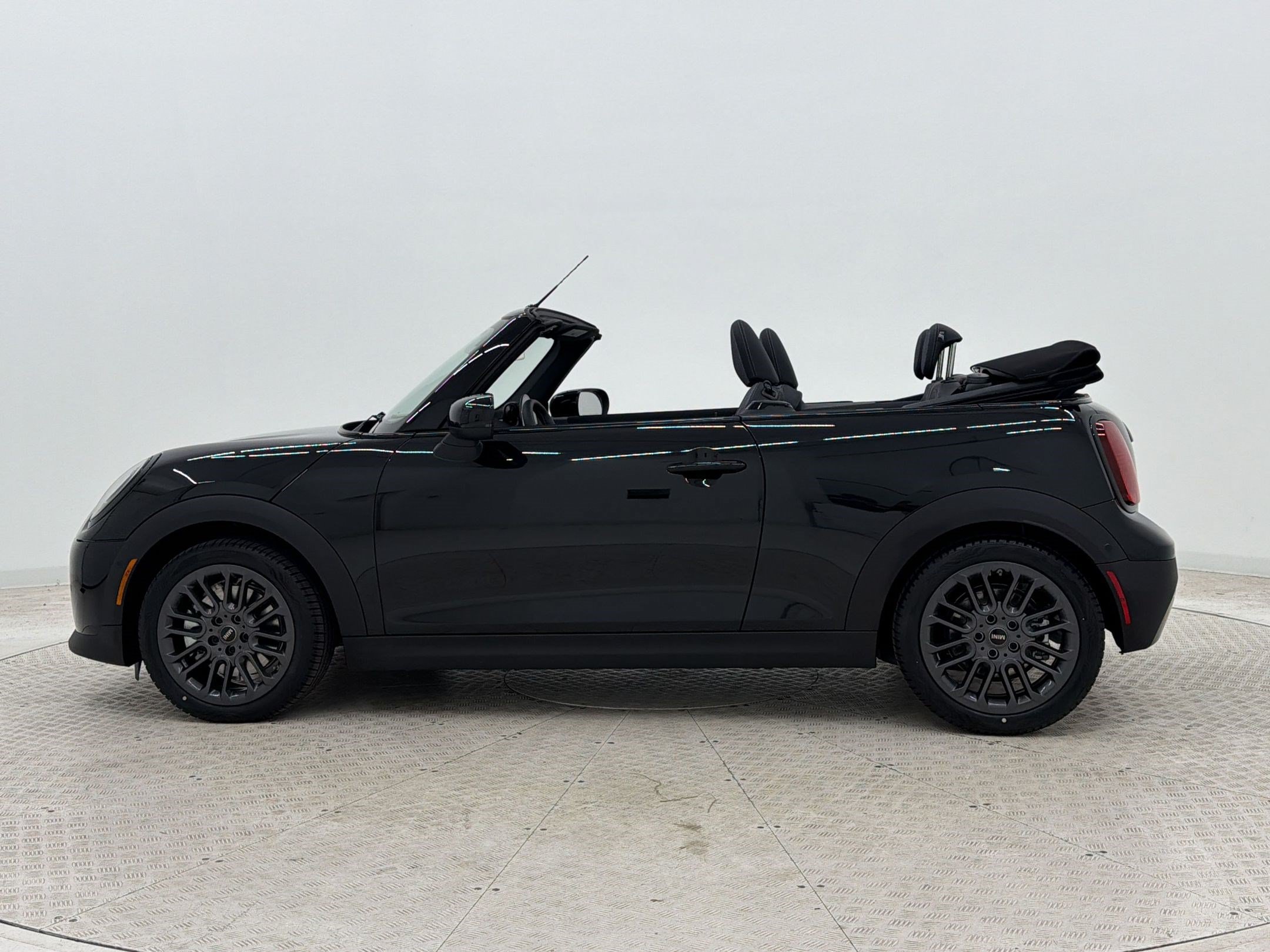 New 2026 MINI Cooper S FWD image 2