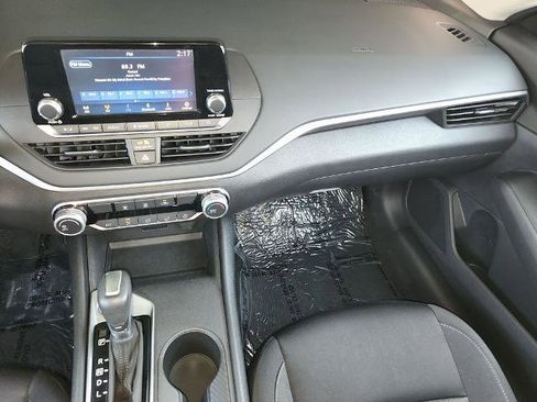 Certified 2024 Nissan Altima 2.5 S image 16