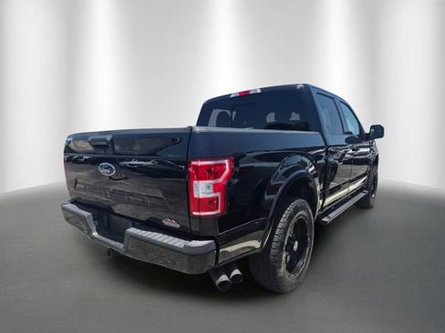 Used 2018 Ford F150 XLT w/ Equipment Group 302A Luxury AWD/4WD image 4