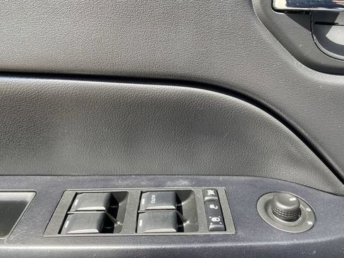 Used 2016 Jeep Patriot Latitude AWD/4WD image 14