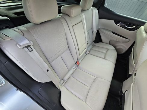 Used 2019 Nissan Rogue Sport SL w/ Premium Package image 27