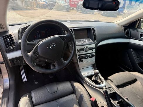 Used 2008 INFINITI G37 Sport w/ Premium Pkg RWD image 2