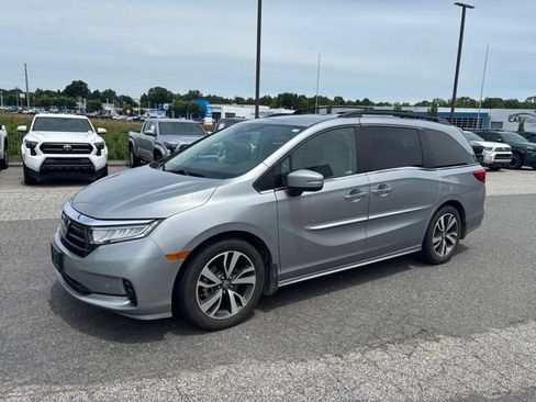 Used 2021 Honda Odyssey Touring image 4