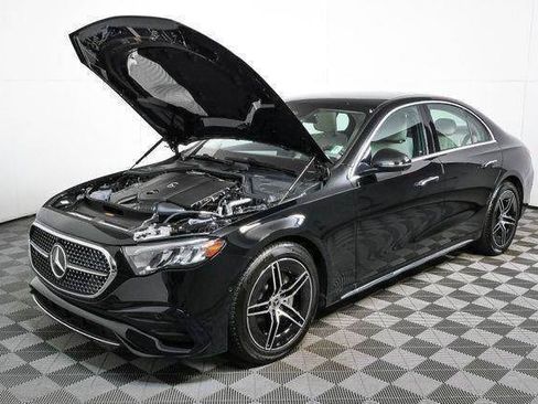 Used 2025 Mercedes-Benz E 350 Sedan image 34