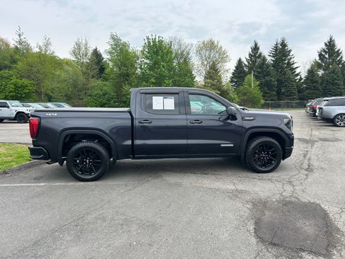 Used 2022 GMC Sierra 1500 Elevation AWD/4WD image 7