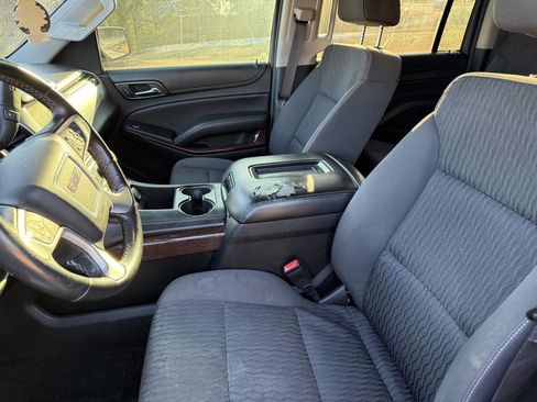 Used 2016 GMC Yukon XL SLE w/ Convenience Package image 20