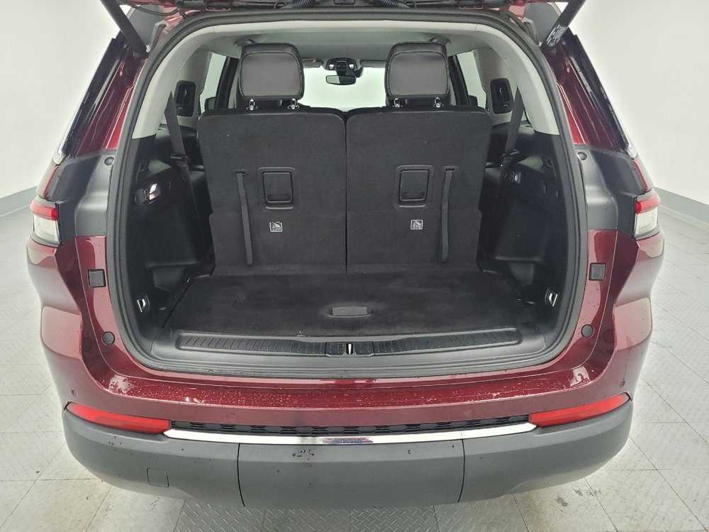 Used 2023 Jeep Grand Cherokee L Limited AWD/4WD image 29