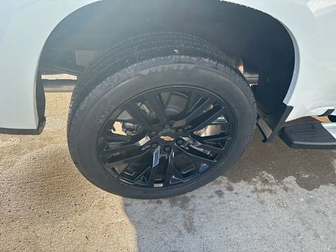 New 2026 Chevrolet Silverado 1500 High Country w/ High Country Premium Package image 9