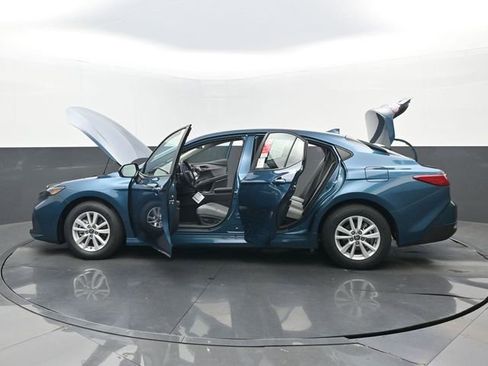 New 2026 Toyota Camry LE w/ Convenience Package image 31