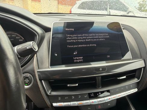 Used 2022 Cadillac CT5 V RWD image 3