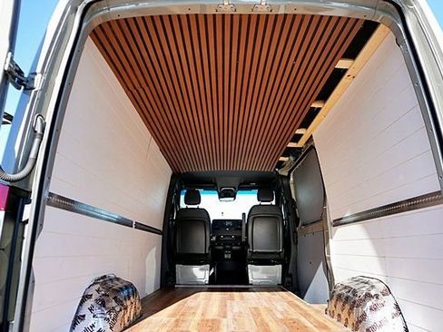 Used 2024 Mercedes-Benz Sprinter 2500 w/ Parking Package image 17