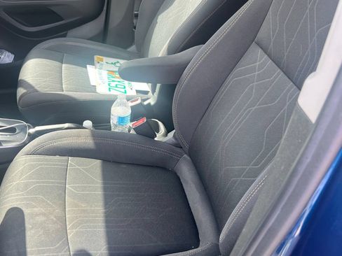 Used 2020 Chevrolet Trax LT w/ LPO, Protection Package FWD image 6