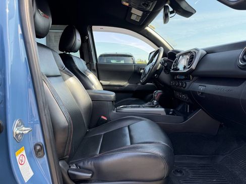 Used 2018 Toyota Tacoma TRD Pro AWD/4WD image 15