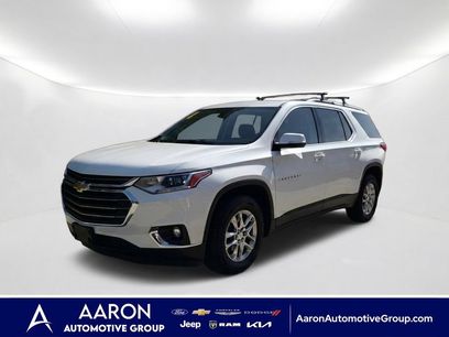 Used 2021 Chevrolet Traverse LT