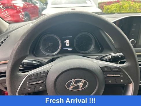 Used 2021 Hyundai Sonata SEL w/ Preferred Accessory Package FWD image 16