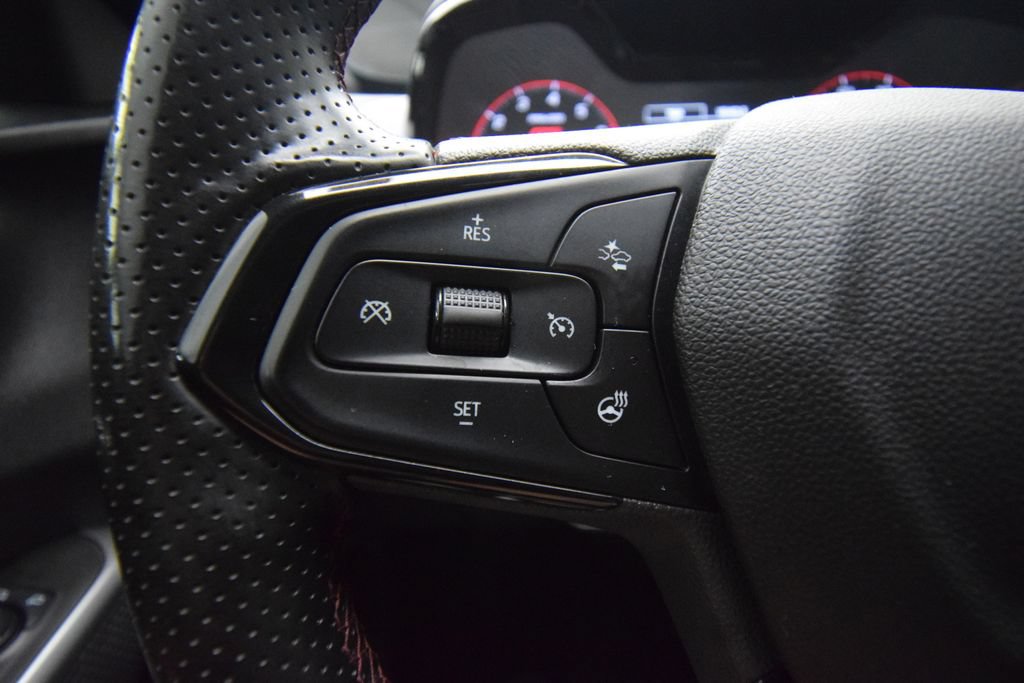 Used 2024 Chevrolet Trax RS w/ Driver Confidence Package FWD image 27