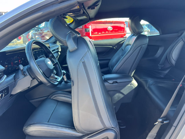 Certified 2025 Ford Mustang Premium RWD image 5