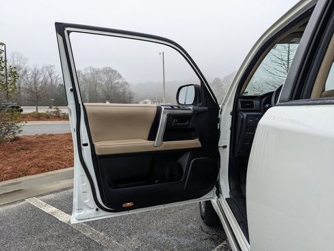 Used 2013 Toyota 4Runner Limited image 51