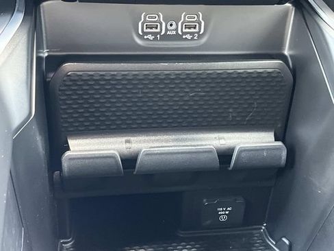 Used 2023 RAM 1500 Laramie AWD/4WD image 36