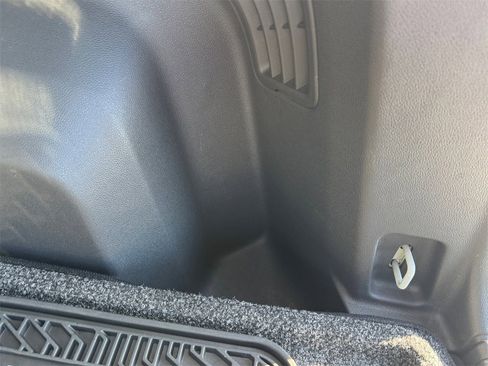 Used 2024 Volkswagen Atlas Cross Sport SEL Premium R-Line image 18