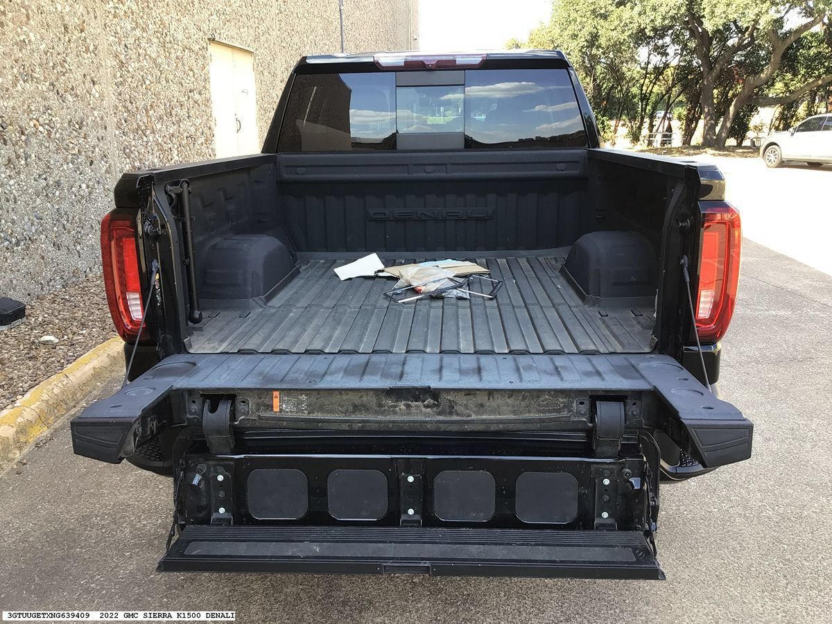Used 2022 GMC Sierra 1500 Denali AWD/4WD image 10