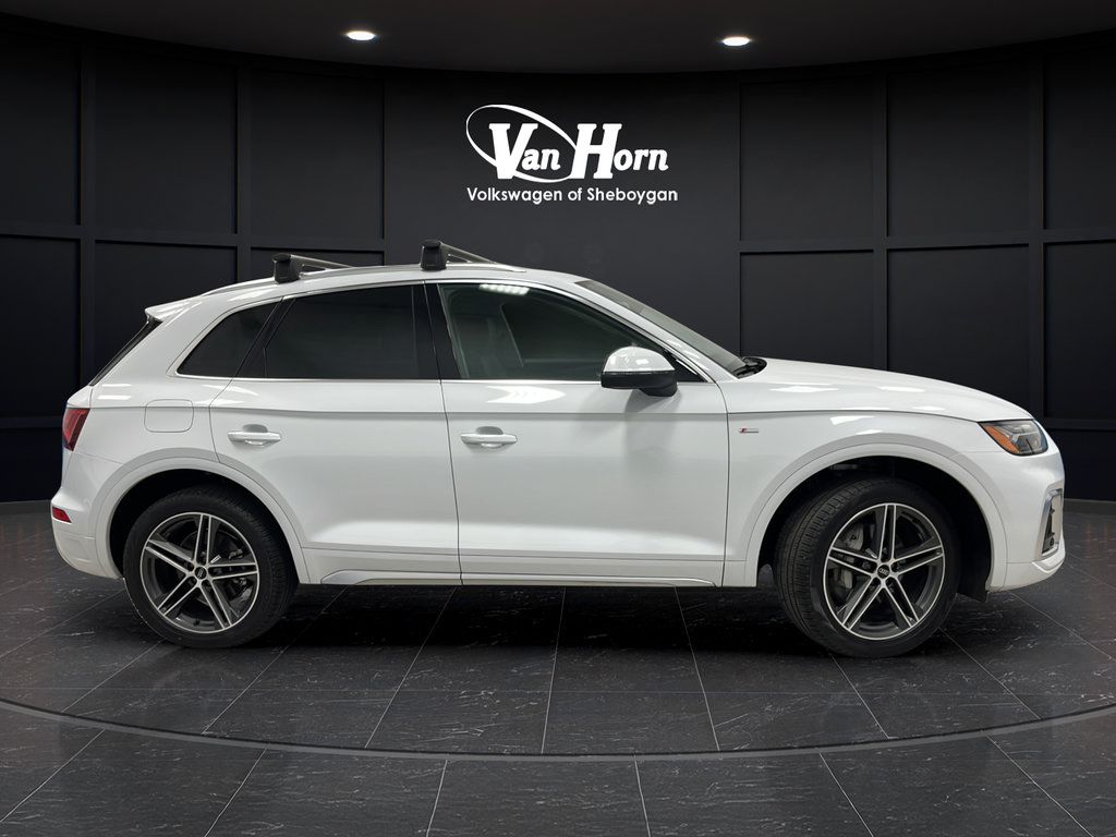 Used 2025 Audi Q5 e Premium Plus w/ Premium Plus Package AWD/4WD image 8