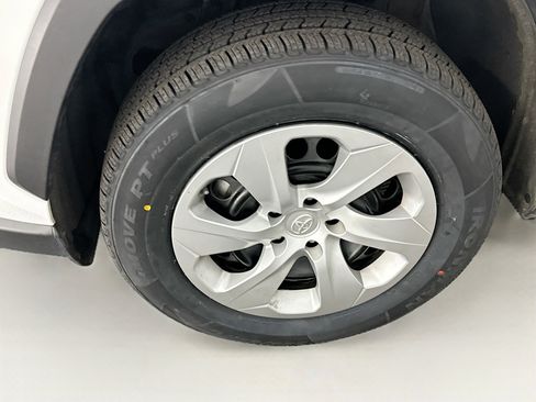 Used 2024 Toyota RAV4 LE image 11