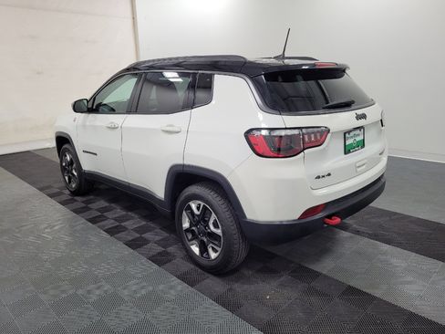 Used 2017 Jeep Compass Trailhawk w/ Popular Equipment Group AWD/4WD image 3