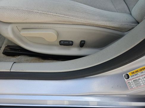 Used 2006 Chevrolet Impala LT FWD image 9