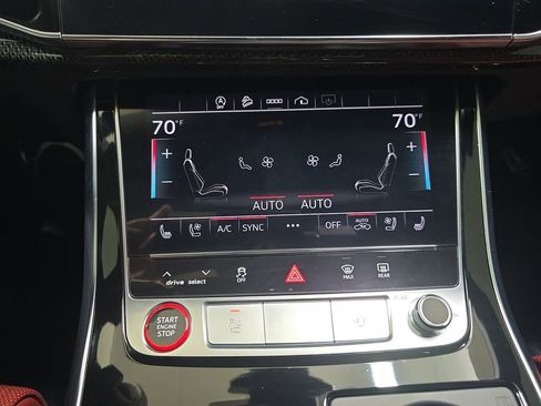 Used 2024 Audi SQ7 Premium Plus w/ Carbon Package image 25