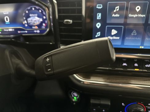 Used 2025 Chevrolet Silverado 1500 RST AWD/4WD image 45