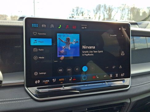 New 2026 Volkswagen Tiguan SE AWD/4WD image 9