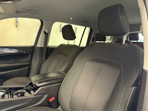 Used 2022 Jeep Grand Cherokee L Laredo w/ Luxury Tech Group I AWD/4WD image 10