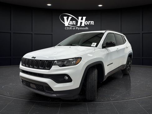 New 2026 Jeep Compass Latitude AWD/4WD image 3