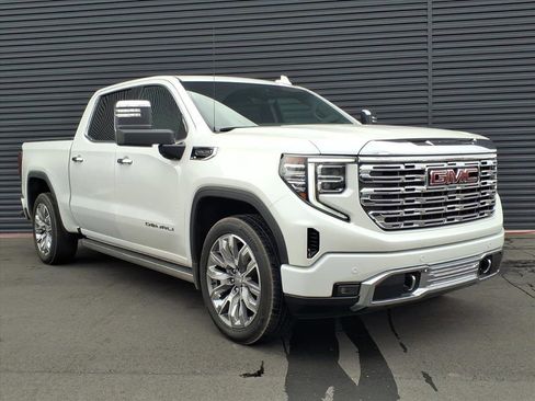 Used 2024 GMC Sierra 1500 Denali w/ Denali Reserve Package image 33