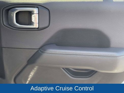 Certified 2022 Jeep Wrangler Unlimited Rubicon 4xe w/ Cold Weather Group image 19