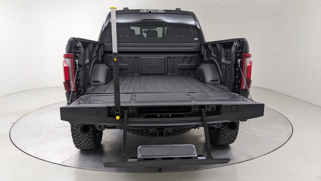 New 2026 Ford F150 Raptor w/ Equipment Group 803A Raptor R AWD/4WD image 8