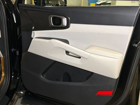 Certified 2023 Kia Sorento EX AWD/4WD image 15