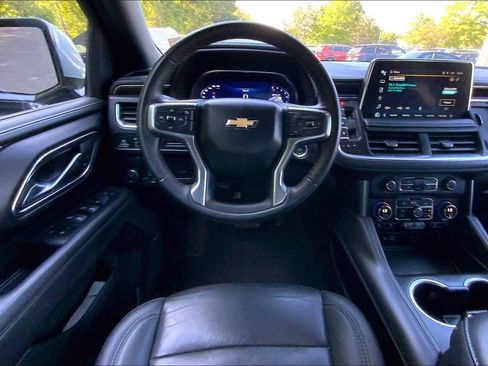 Used 2024 Chevrolet Tahoe LT RWD image 8