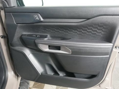 Used 2025 Ford Ranger XLT AWD/4WD image 37