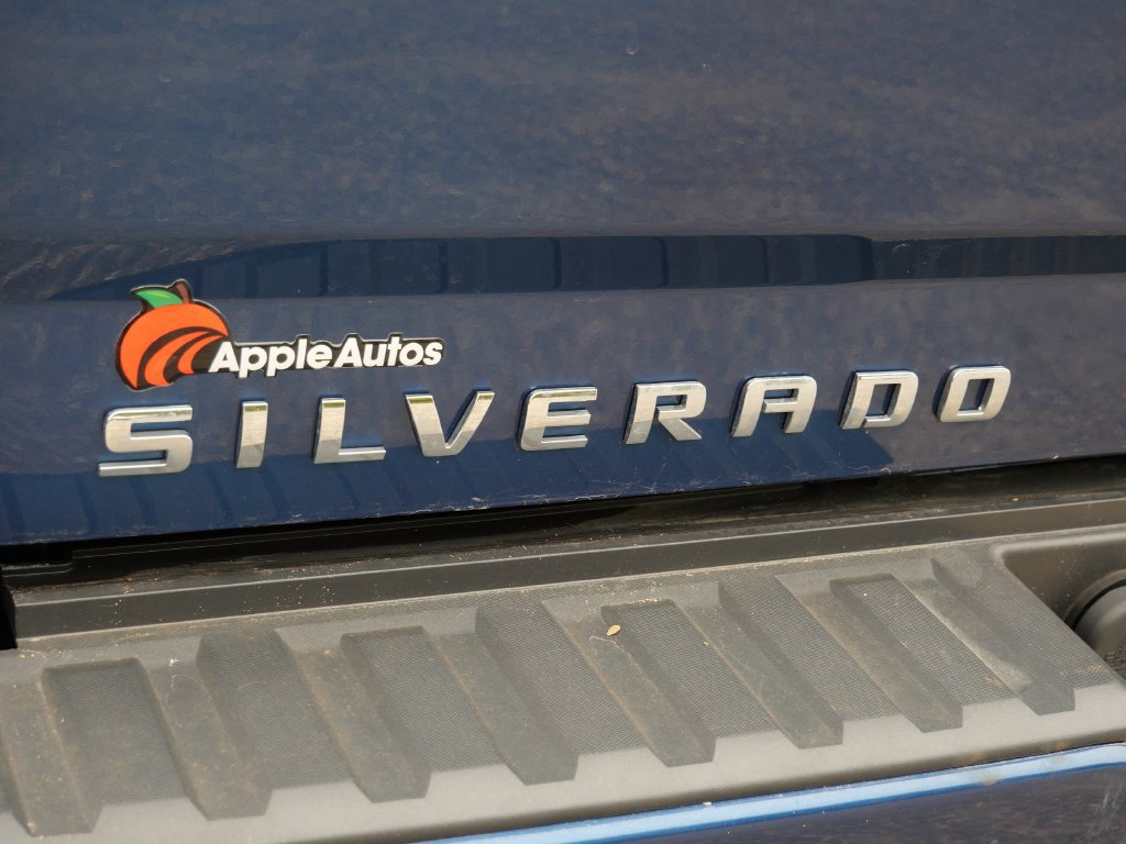 Used 2017 Chevrolet Silverado 1500 LT w/ All Star Edition AWD/4WD image 10